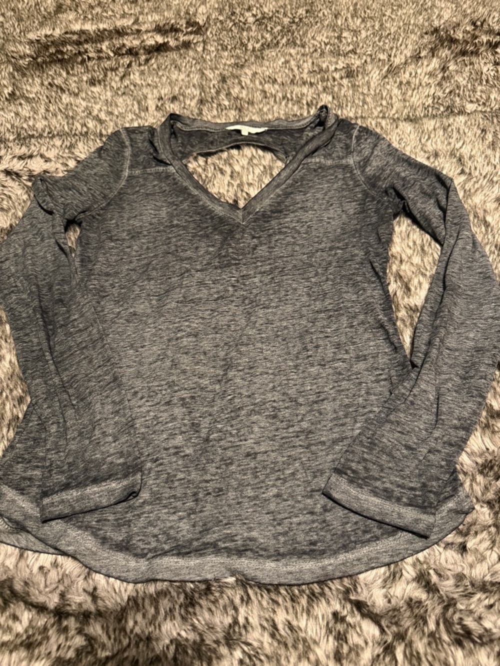 BKE Heather Gray V-Neck Long Sleeve Top